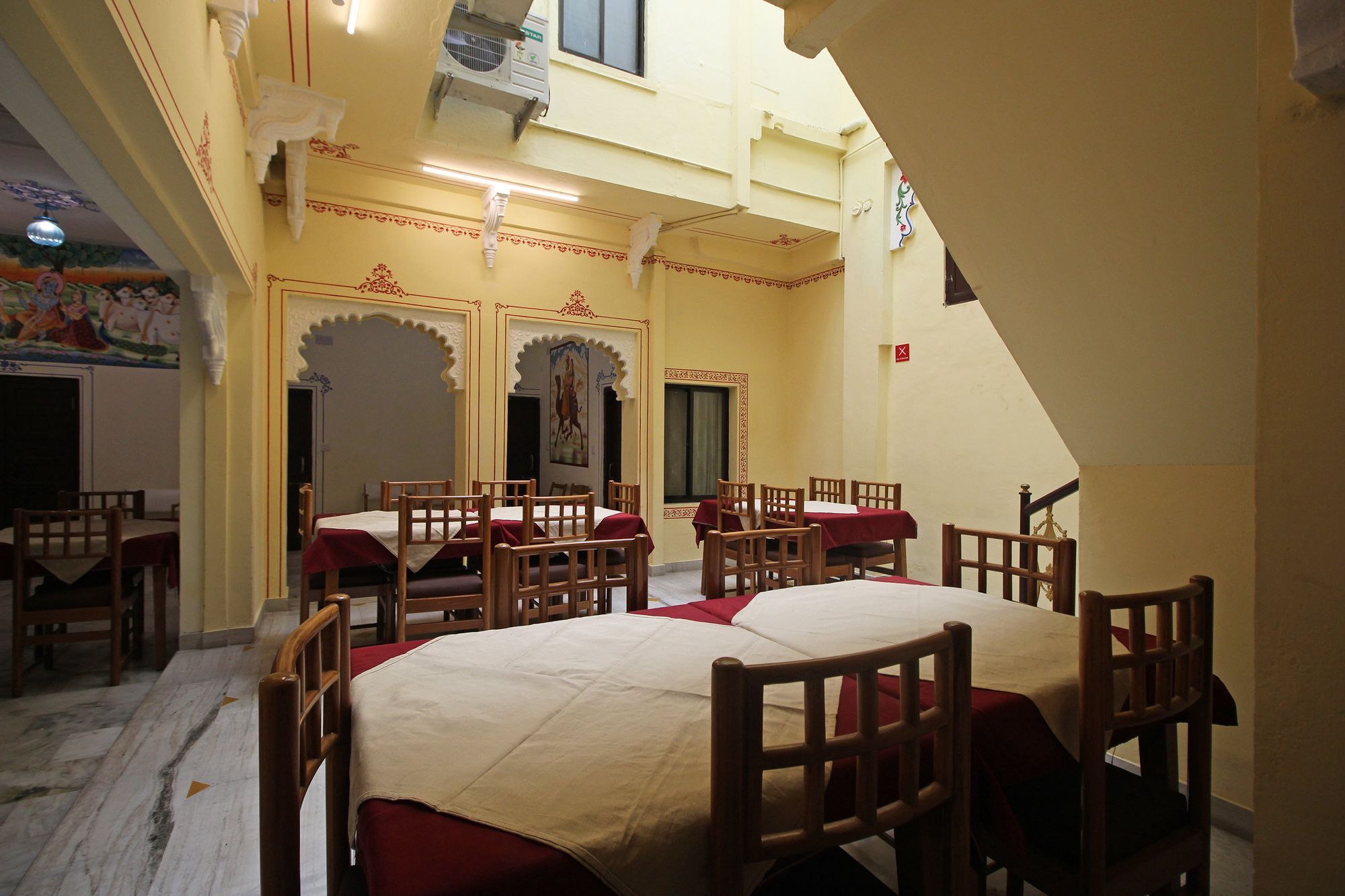Oyo 9161 Hotel Janak Vilas Udaipur Exterior foto